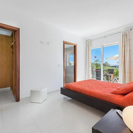 Vistafar - Private Pool & Only 50m To The Sea Villa *